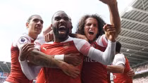 Lacazette lập công, Arsenal thắng toát mồ hôi