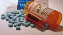 Mỹ tuyên chiến với đại dịch opioid
