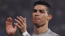 Bất chấp tuổi tác, Ronaldo tiếp tục lập thêm kỷ lục