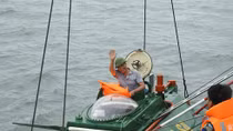 “Ông tàu ngầm” say mê khoa học