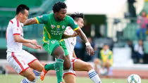 Vì sao các “ngoại binh” đến Việt Nam lại liên tục đổi CLB?