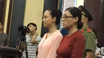 Phương Nga khẳng định ở chung phòng với Cao Toàn Mỹ khi xuất ngoại