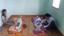 Trốn chị ra ao tắm, hai anh em đuối nước thương tâm