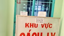 Bác sĩ khám cho "bệnh nhân thứ 17" chủ động đến bệnh viện cách ly