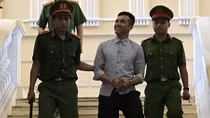 9 năm tù cho đối tượng bênh vợ, bắn người trọng thương