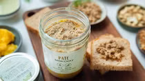 Từ vụ ngộ độc Pate Minh Chay: Đừng phó mặc cho doanh nghiệp tự công bố chất lượng!