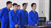 Đưa 3 người bạn cùng vào tù chỉ vì... thù dai