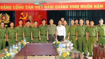 Bộ trưởng Tô Lâm kiểm tra công tác tại Công an phường Quán Thánh