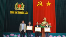 Trao Bằng Tổ quốc ghi công cho gia đình 3 liệt sỹ Công an
