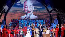 Ngợi ca Chủ tịch Hồ Chí Minh bằng trái tim và lòng tôn kính