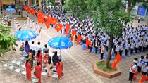 Nên thí điểm cả việc hiệu trưởng cũng chuyển sang chế độ hợp đồng