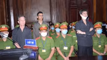 Phạm Chí Dũng lĩnh 15 năm tù