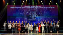 Hàng trăm nghệ sĩ dự đêm vinh danh gương mặt nổi bật năm 2019