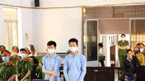 Dùng súng bắn người yêu lãnh án 24 năm tù