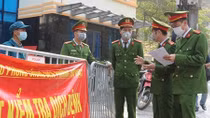 Chống COVID-19: Qua cơn hoạn nạn mới hiểu lòng nhau