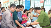 Bỏ sổ hộ khẩu và chứng minh nhân dân: Chủ trương hết sức cần thiết và sẽ có lộ trình thực hiện