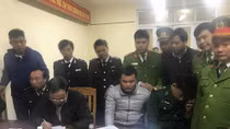 120 bánh heroin giấu quanh ô tô chạy từ Lào về cửa khẩu Cầu Treo