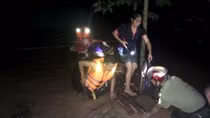 Trắng đêm giúp dân vượt lũ, 2 chiến sỹ PCCC bị thương nặng
