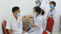 Mức độ phản ứng sau khi tiêm vaccine COVID-19 tại Việt Nam rất thấp