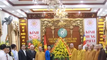 Chủ tịch Quốc hội chúc mừng Giáo hội Phật giáo Việt Nam