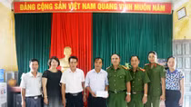 Chia sẻ khó khăn với người dân vùng lũ huyện Chương Mỹ