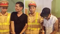 Nửa đêm ra đường mang theo ma túy đụng 141