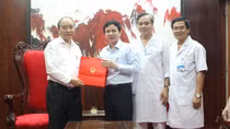 Thủ tướng thăm nhà tình báo huyền thoại Trần Quốc Hương 