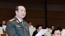 Tạo điều kiện thuận lợi cho người nước ngoài tới Việt Nam du lịch, đầu tư