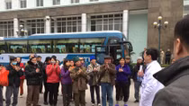 Nhiều chuyến xe miễn phí đưa người bệnh về quê ăn Tết