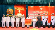 Lực lượng Công an chi viện chiến trường miền Nam đón nhận danh hiệu Anh hùng LLVTND
