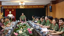 Đẩy mạnh các phong trào thi đua lao động giỏi, lao động sáng tạo