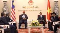 Thứ trưởng Lê Qúy Vương tiếp Tổng giám đốc Cơ quan thực thi pháp luật Hàng hải Malaysia