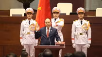 Chủ tịch nước Nguyễn Xuân Phúc tuyên thệ trước Quốc hội