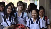 Thí sinh lo lắng: Môn Hóa khó còn môn Sinh thì quá dài