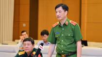 Hoàn thiện pháp luật về phòng ngừa, xử lý tội phạm sử dụng vũ khí, vật liệu nổ