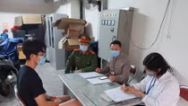 Quận Đống Đa phạt gần 200 trường hợp không đeo khẩu trang nơi công cộng