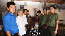 Cao đẳng ANND I tri ân người có công trên địa bàn trường đóng quân