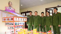 45 đầu báo tường chào mừng Ngày truyền thống lực lượng CSCĐ