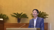 Chức vụ càng cao thì càng phải gương mẫu!