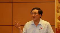 “Đẻ” ra một cơ quan chuyên bồi thường là làm bộ máy phình to
