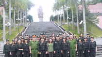 Hội phụ nữ Bộ Tư lệnh CSCĐ về nguồn tại Nha Công an Trung ương