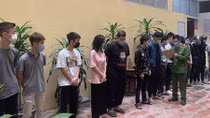 Nhờ người yêu mang dao đi giải quyết mâu thuẫn trên mạng 