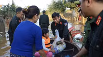 Trung đoàn CSCĐ Bắc Trung Bộ ra quân giúp đỡ đồng bào vùng lũ