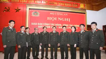 Đổi mới phương thức lãnh đạo, lề lối làm việc theo hướng dân chủ, sâu sát cơ sở