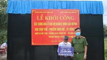 Trung đoàn CSCĐ Đông Bắc ủng hộ 150 triệu đồng xây nhà tình thương tại Quảng Ninh
