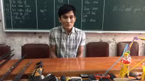 Lán ma tuý trang bị mìn tự chế và súng để... phòng thân