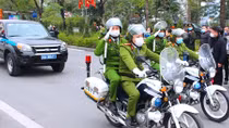 Quận Đống Đa ra quân Năm ATGT 2021 và cấp căn cước công dân lưu động