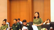 Lái xe ô tô kinh doanh vận tải phải có chứng chỉ hành nghề - nên hay không?