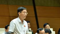 “Giải pháp của Bộ trưởng là cứ dân chịu thì thu, như thế vì lợi ích của dân chưa?”