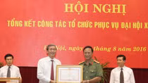 Khen thưởng 46 tập thể và 110 cá nhân phục vụ Đại hội Đảng lần thứ XII
